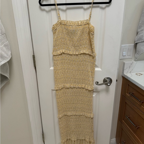 Spring Yellow Ruffle Midi Dress - Picture 2 of 4